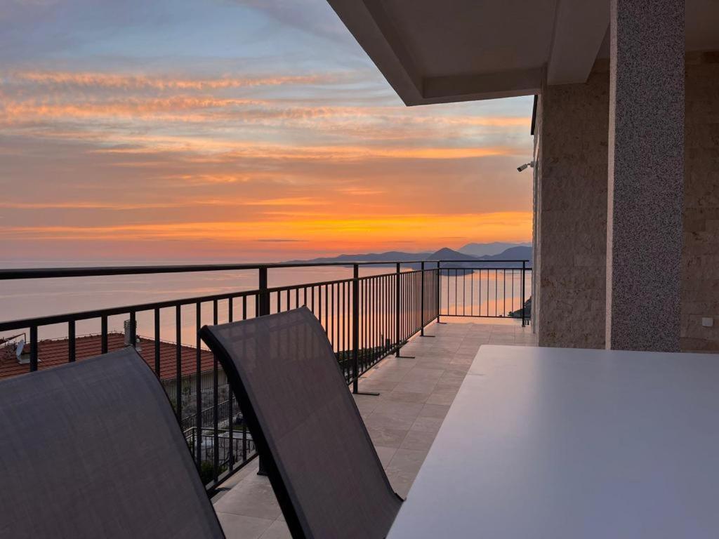 Family Vacation Rezevici Villa