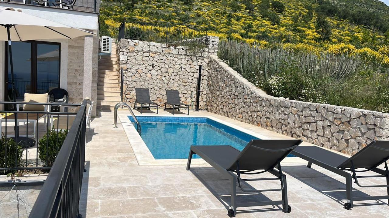 Villa Family Vacation Rezevici *