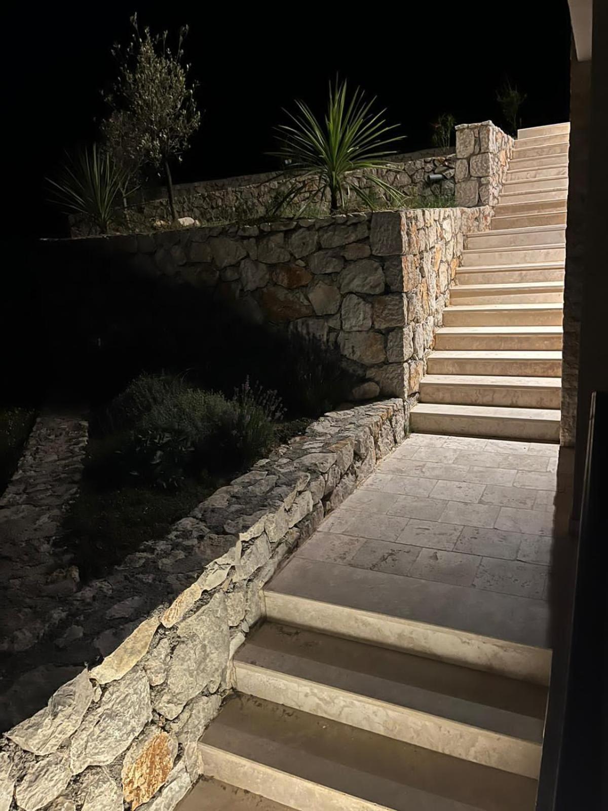 Family Vacation Rezevici Villa Budva